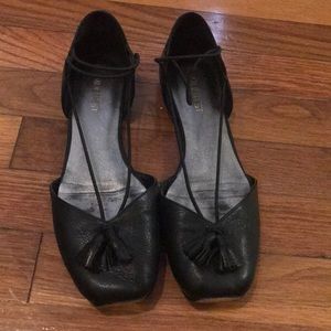 Nine West Black Ballet Flats Size 8M Tassels SOLD